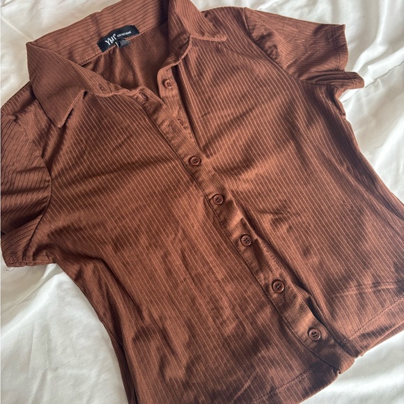 Button up blouse - Picture 2 of 3